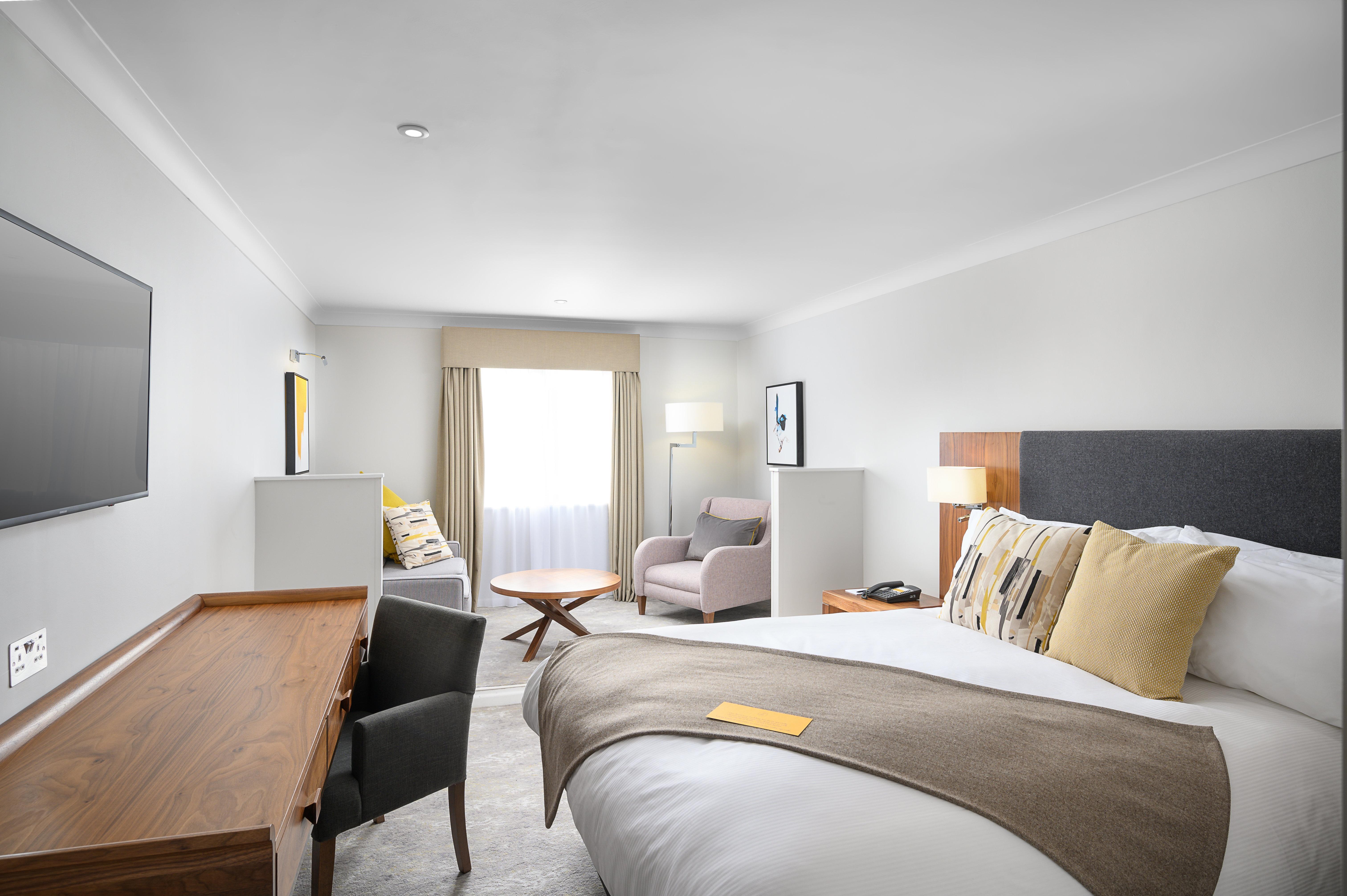 Отель Voco Oxford Thames By Ihg Kennington  Экстерьер фото