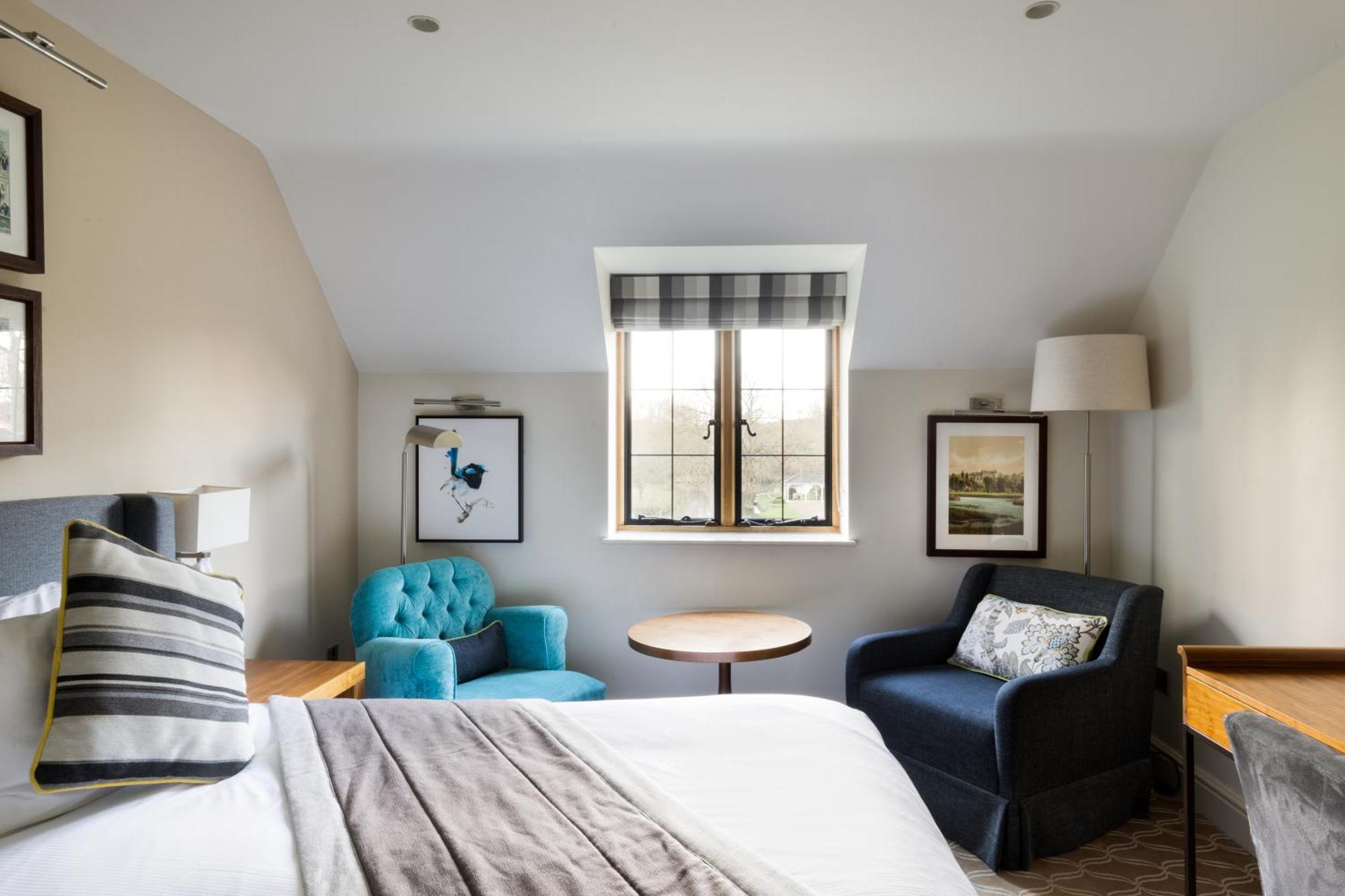Отель Voco Oxford Thames By Ihg Kennington  Экстерьер фото